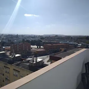 Apartamento Atico/estudio Cerca Del Centro De Jerez, Jerez de la Frontera